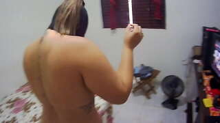 Сестра моей девушки пришла в гости и присела на член