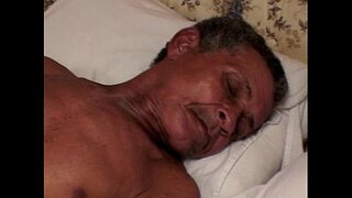 Starec že nekaj maščobe muca