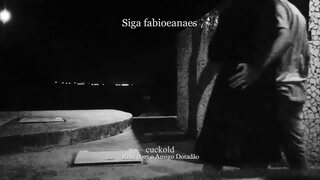 Fərq. Hotwife safada namorando na rua com o amigo bem dotado